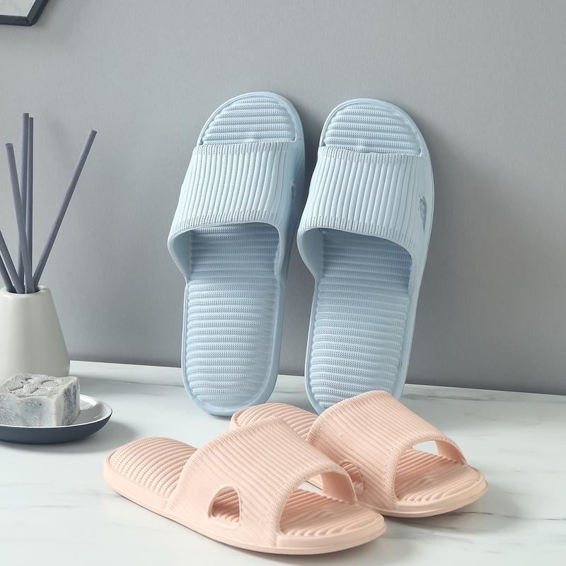 实物演示:S.S.PRINCESS舒适情侣款浴室拖鞋–2双装